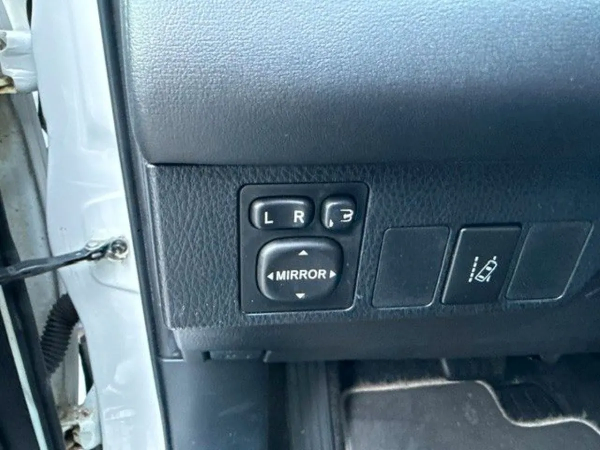 Toyota RAV4 2.5 Hybrid AWD · Edition-S — фото 11