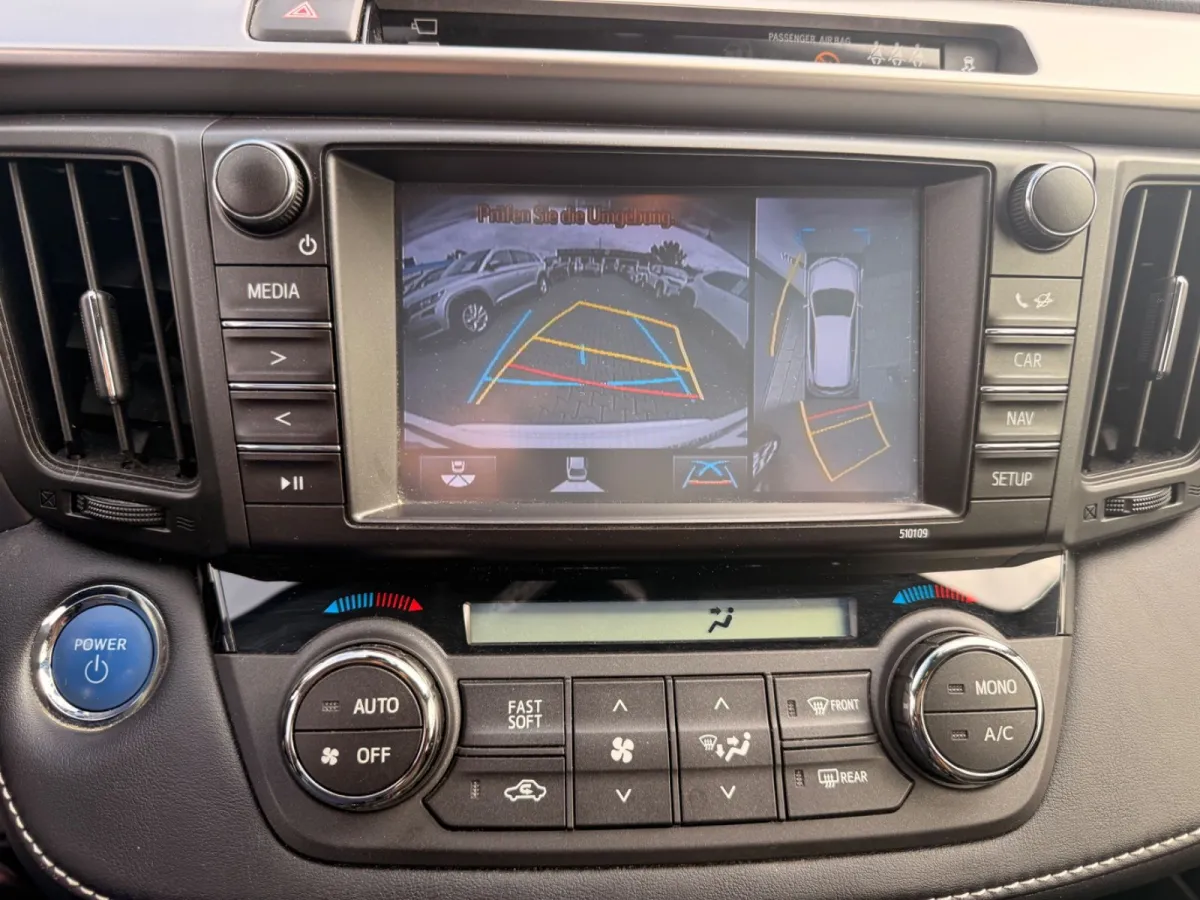 Toyota RAV4 2.5 Hybrid AWD · Executive — фото 13