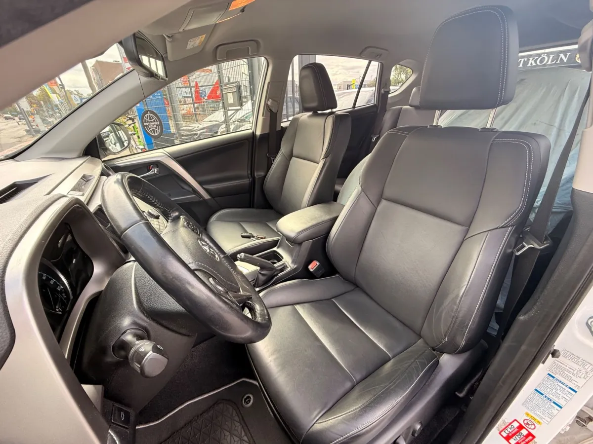 Toyota RAV4 2.5 Hybrid AWD · Executive — фото 15