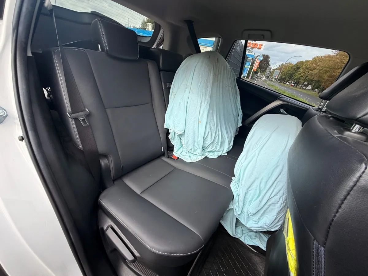 Toyota RAV4 2.5 Hybrid AWD · Executive — фото 20