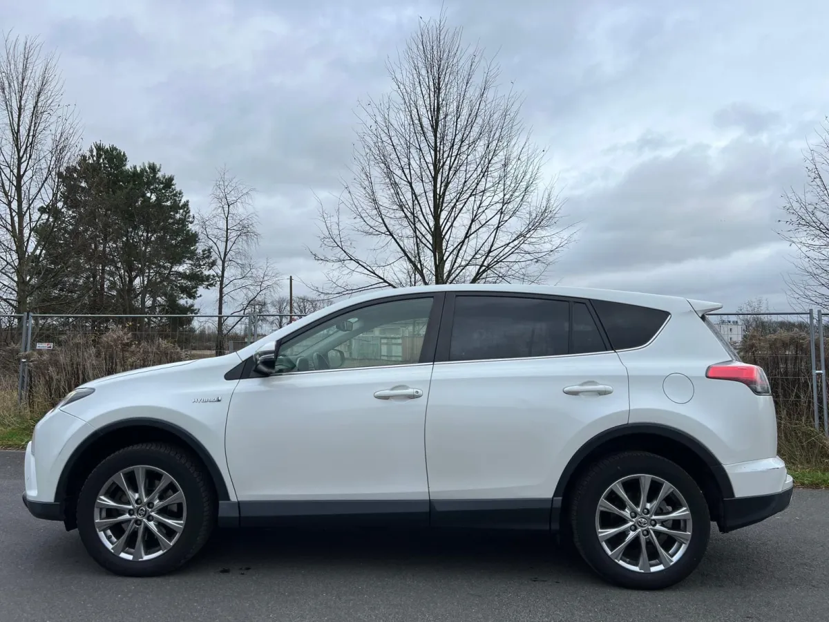 Toyota RAV4 2.5 Hybrid AWD · Edition — фото 7
