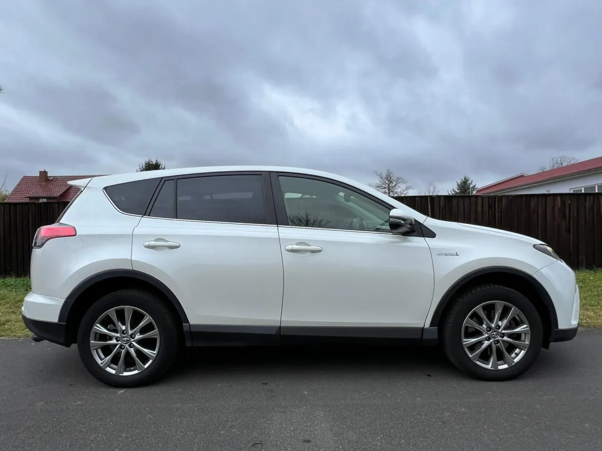 Toyota RAV4 2.5 Hybrid AWD · Edition — фото 8