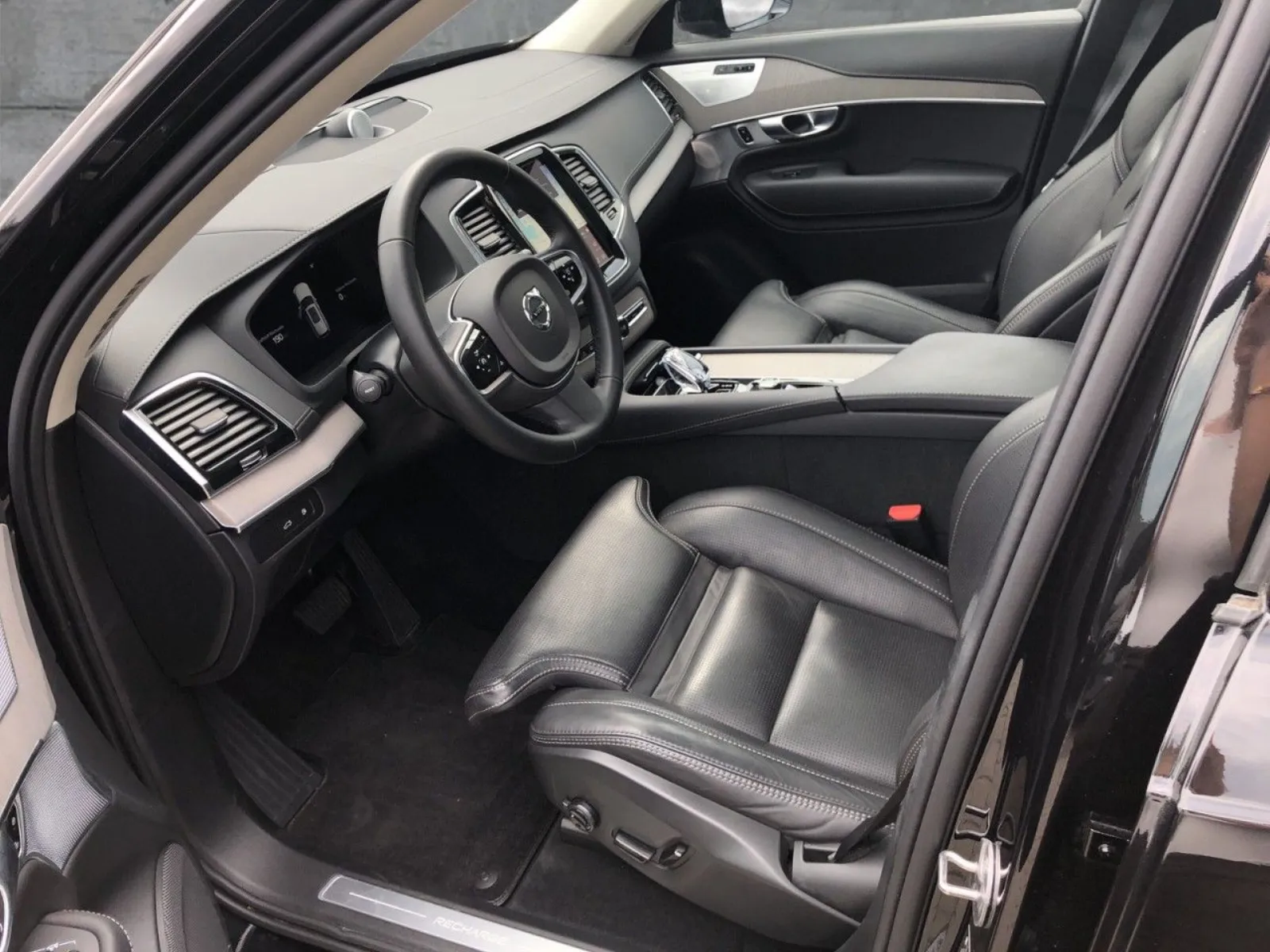 Volvo XC90 T8 Ultra Dark, photo 9