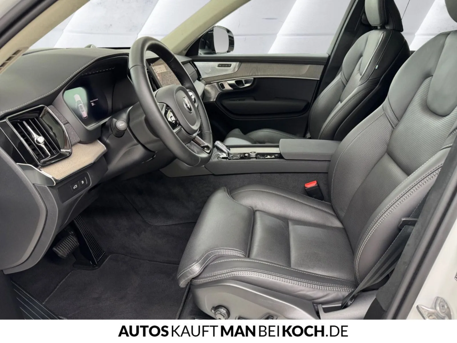 Volvo XC90 T8 Ultra Dark, photo 6