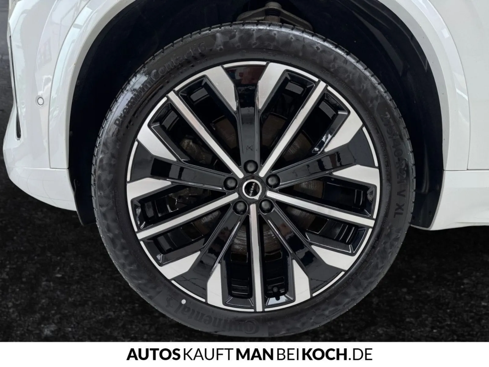 Volvo XC90 T8 Ultra Dark, photo 15