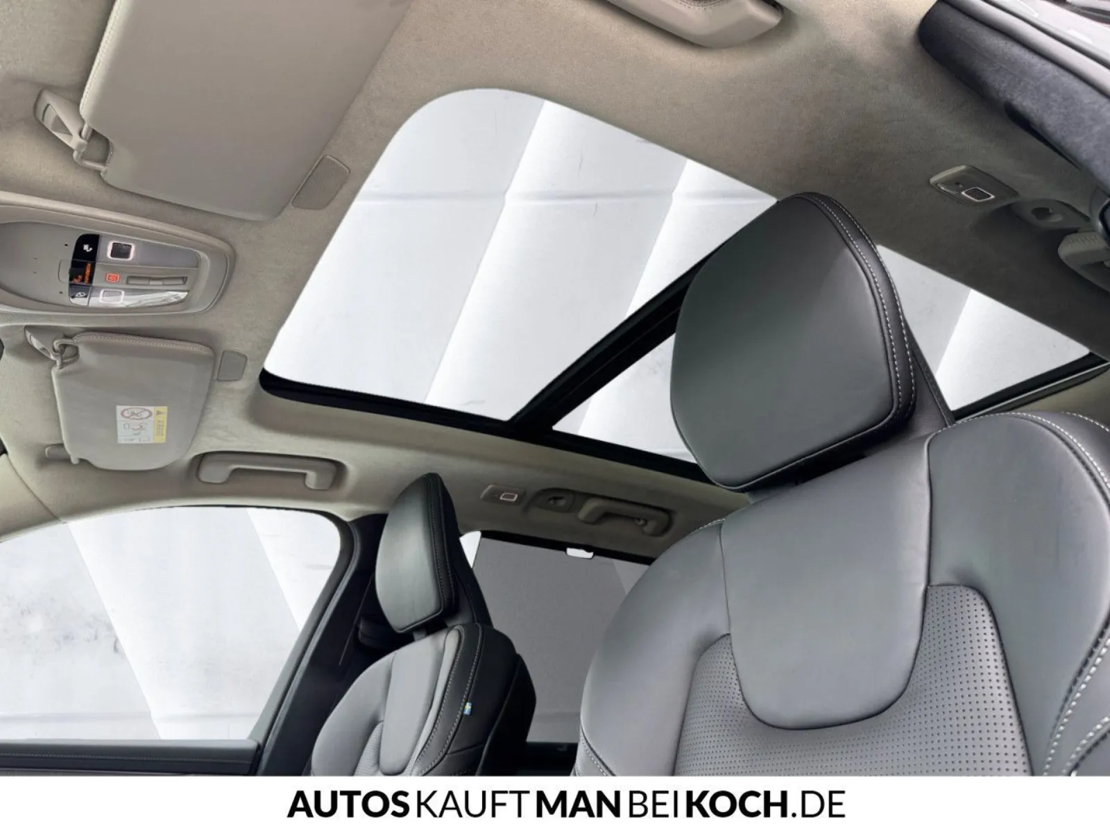 Volvo XC90 T8 Ultra Dark, photo 21