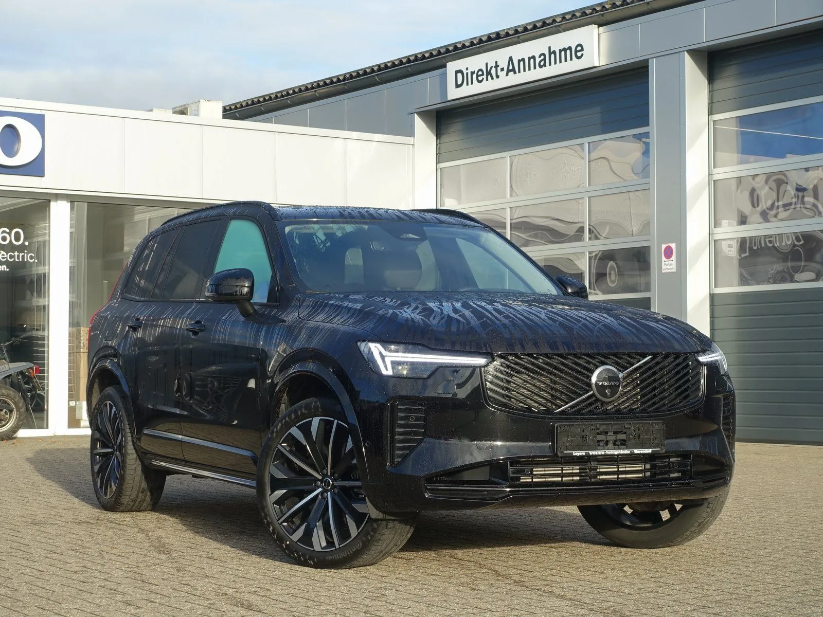 Volvo XC90 T8 Ultra Dark, photo 3