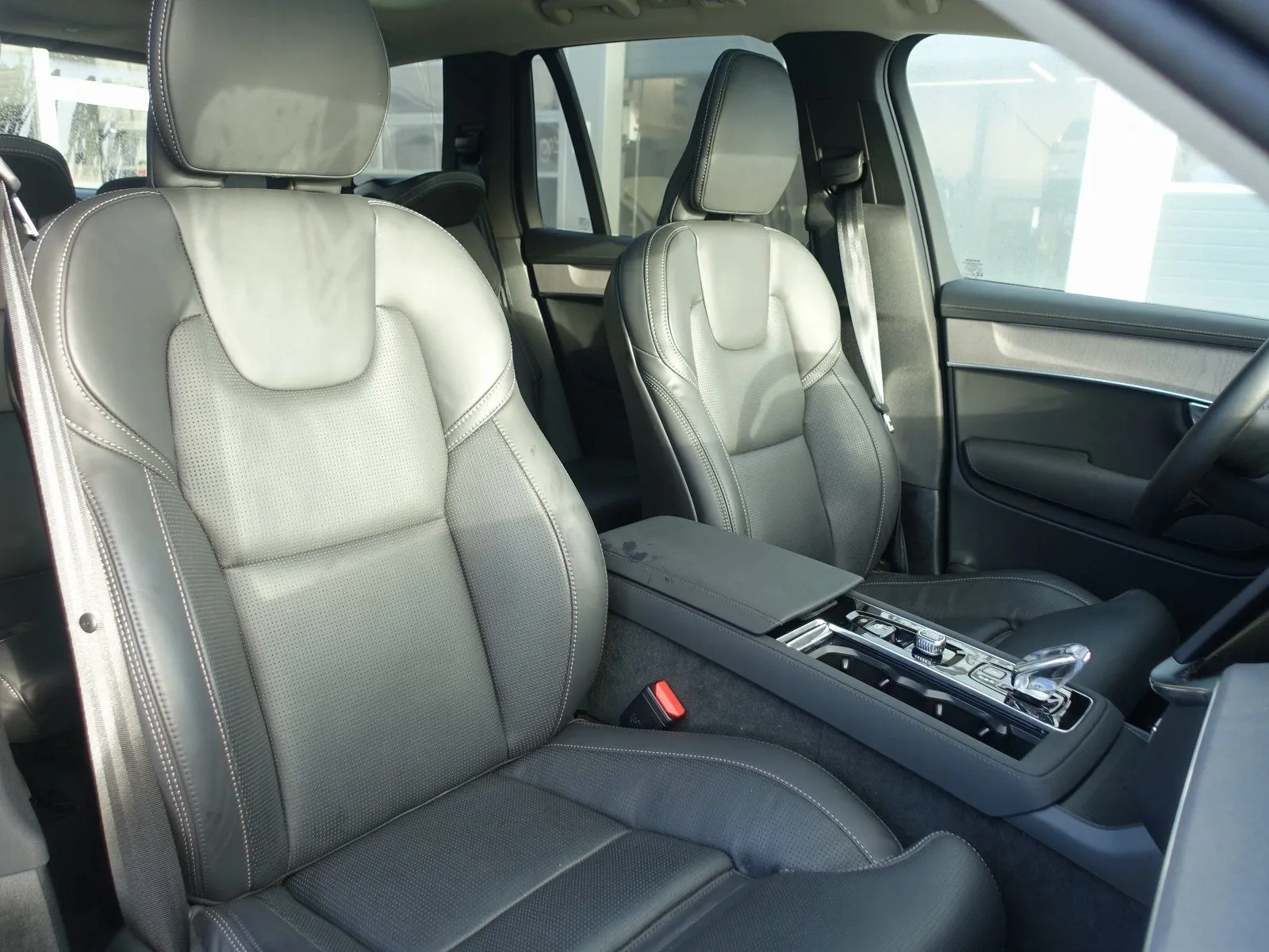 Volvo XC90 T8 Ultra Dark, photo 8