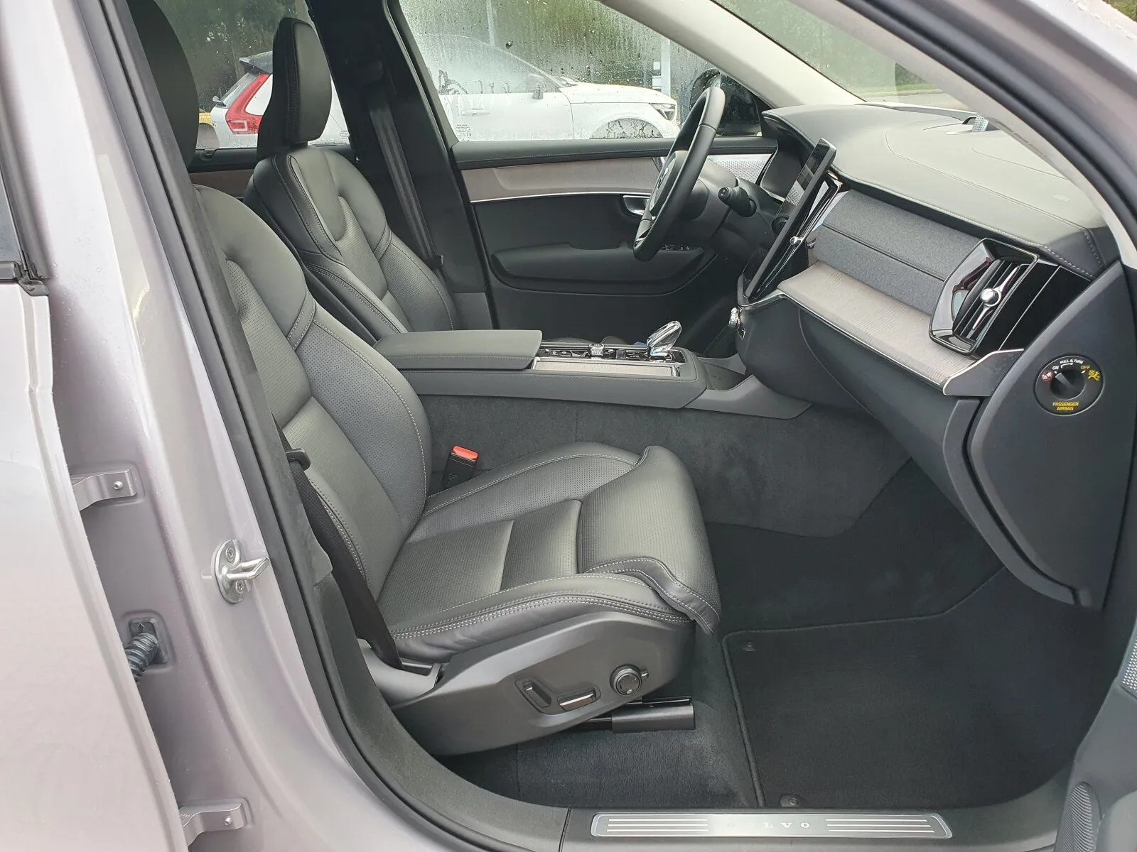 Volvo XC90 T8 Ultra Dark, photo 10