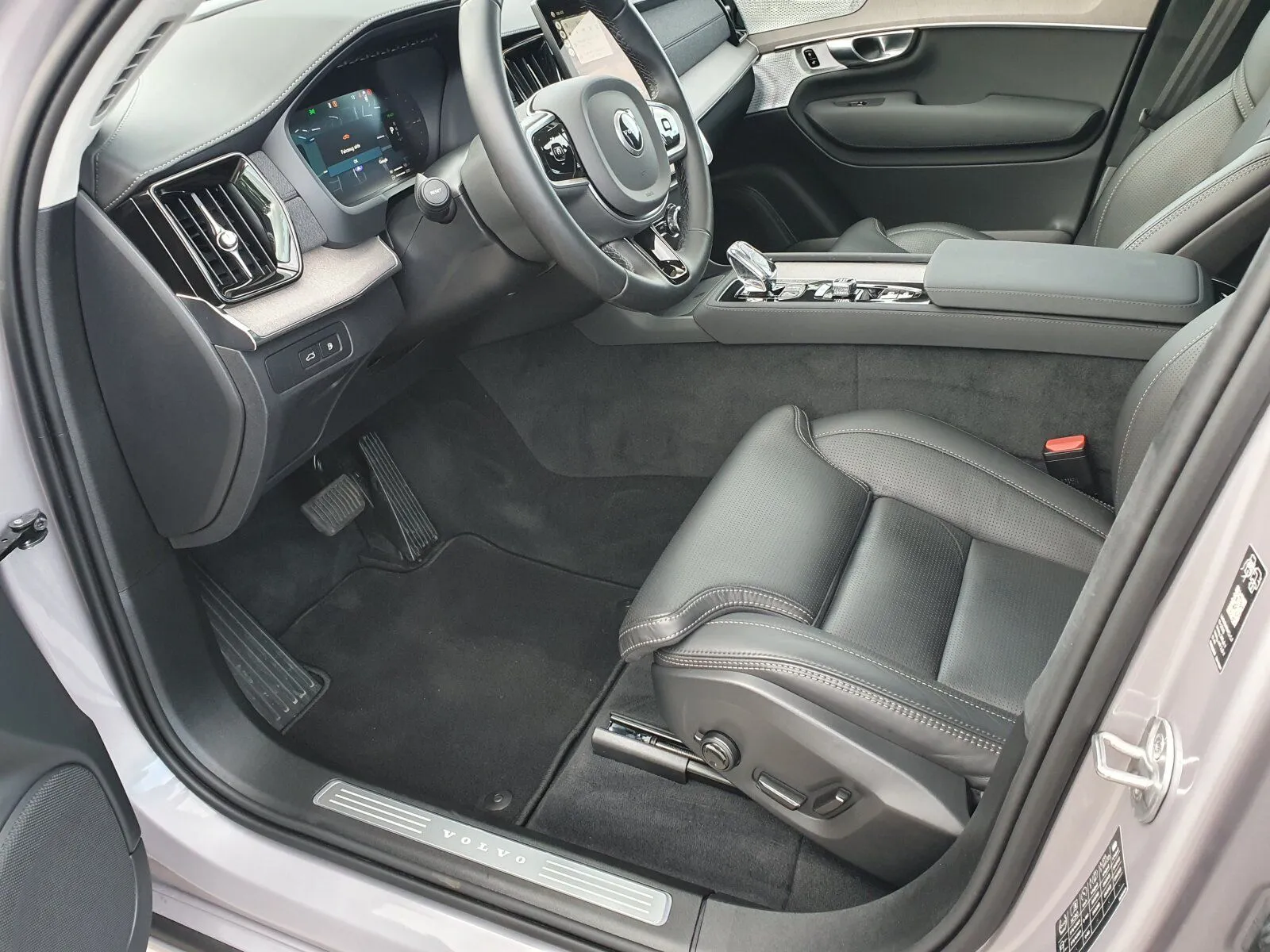 Volvo XC90 T8 Ultra Dark, photo 21